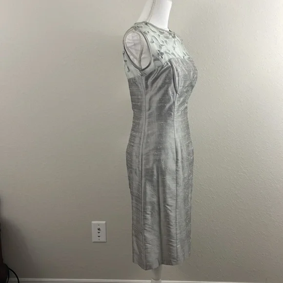 NWT, Mica, evening / cocktail dress.  100% silk, fully lined.  Size 4. - Picture 4 of 14